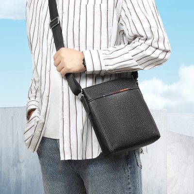 Túi Đeo Chéo Nam Da Bò Cá Tính SE9002 – Phong Cách Mạnh Mẽ, Tiện Dụng Đỉnh Cao