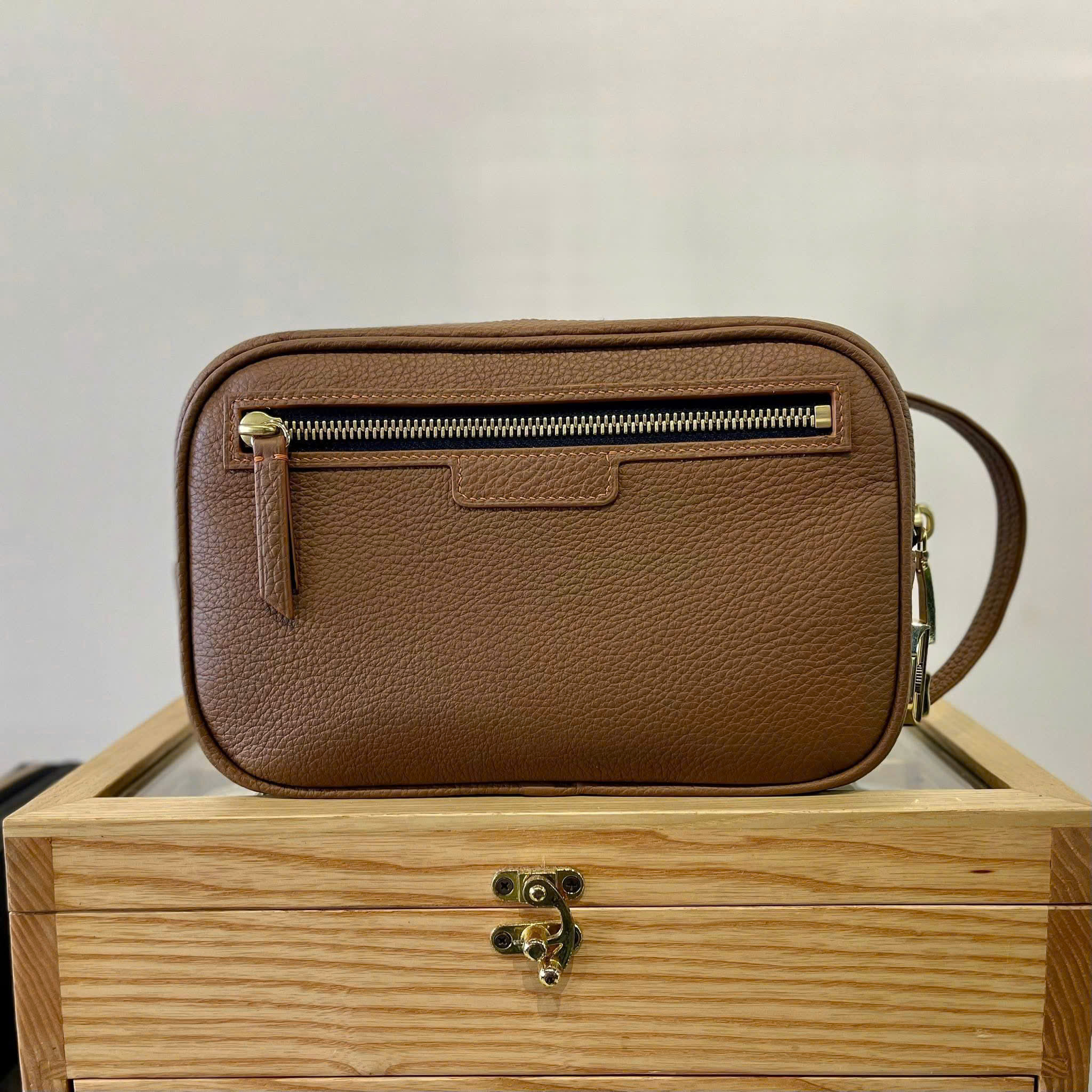 CLUTCH CẦM TAY NAM CL10 Da Bê Togo Weinheimer cao cấp