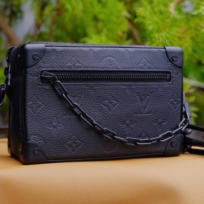 TÚI ĐEO CHÉO ĐEN DA BÒ LÀM VƯỜN LV99