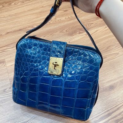 TÚI ĐEO CHÉO NỮ DA CÁ SẤU ALLIGATOR CCSBK02